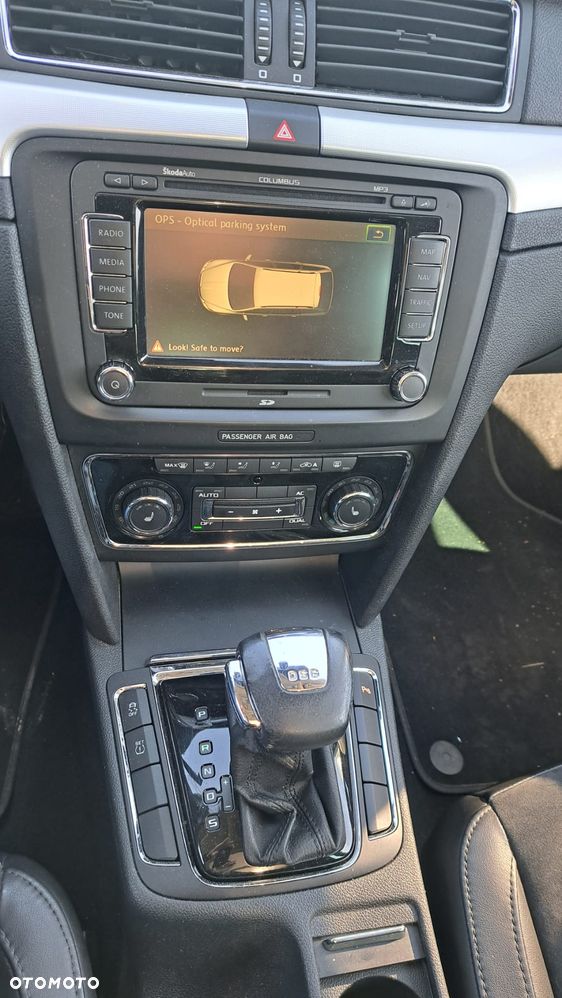 Skoda Superb 2.0 TDI DSG Exclusive - 16