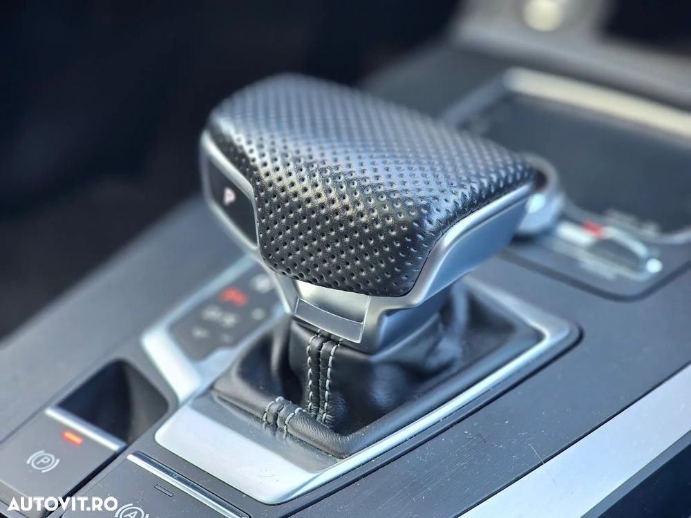 Audi Q5 55 TFSI e quattro S tronic PHEV S Line - 12