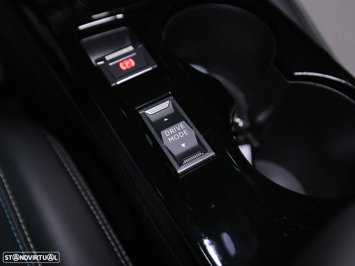 Peugeot e-2008 50 kWh GT - 25