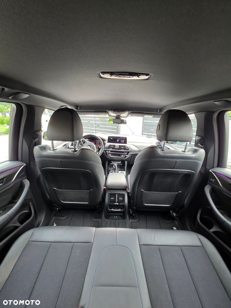 BMW X3 xDrive20i - 17