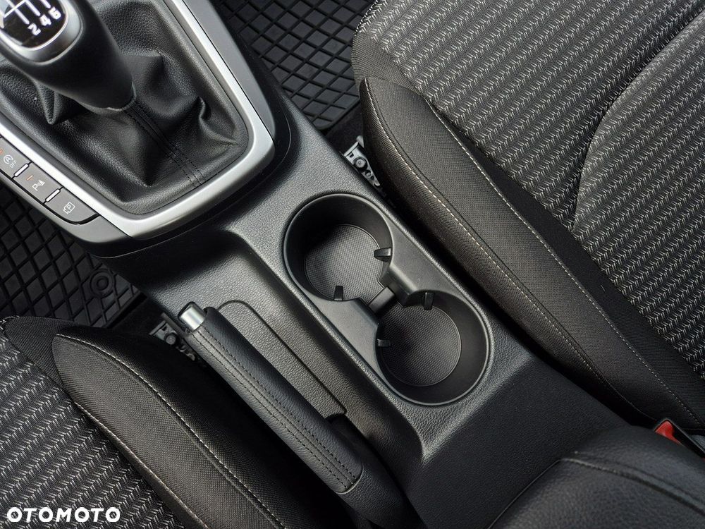 Kia Ceed 1.5 T-GDI M - 28