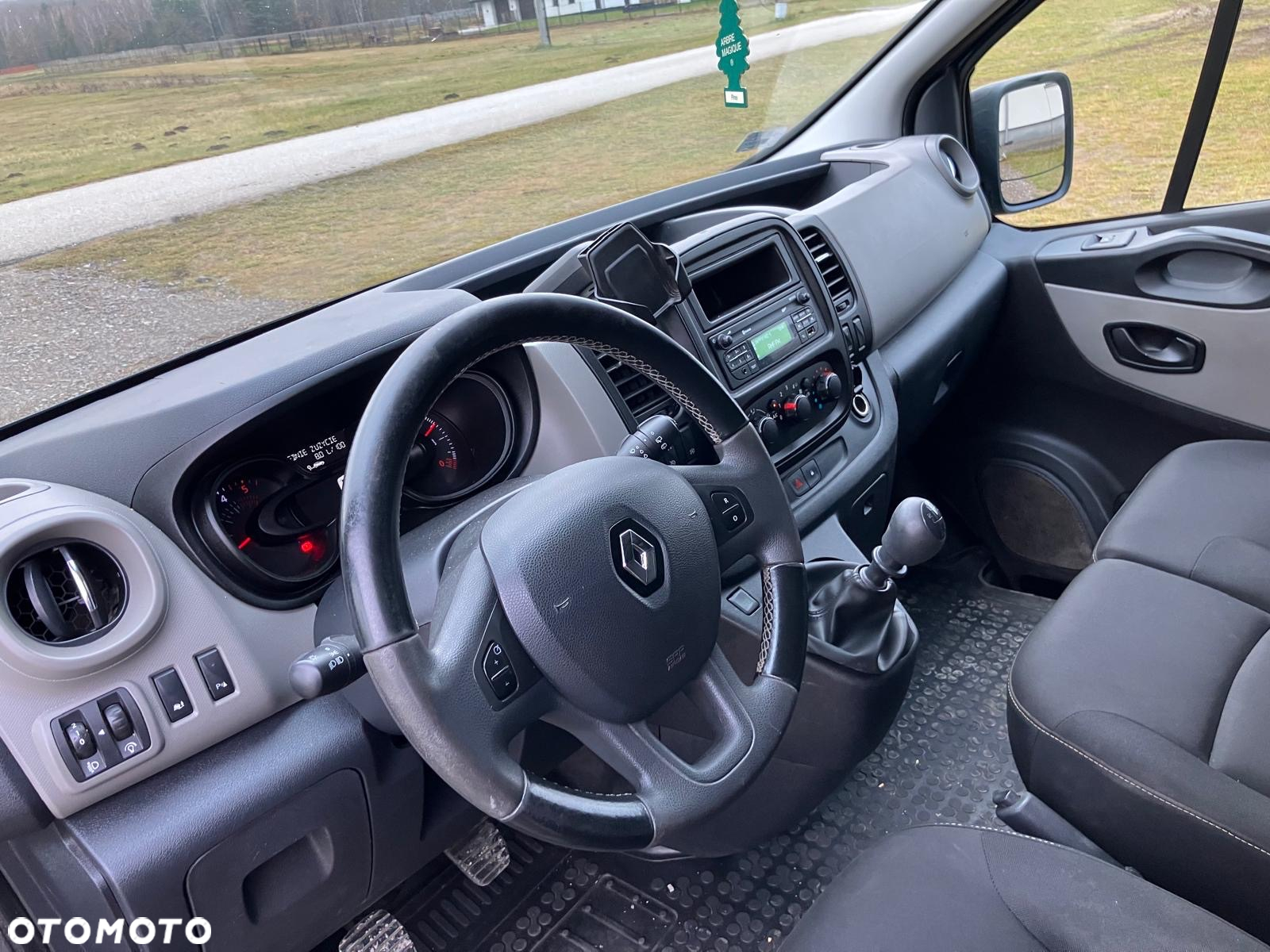 Renault Trafic - 11