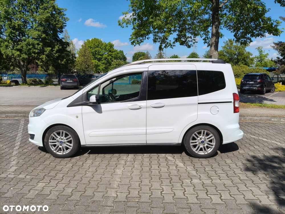 Ford Tourneo Courier 1.0 EcoBoost Trend - 5