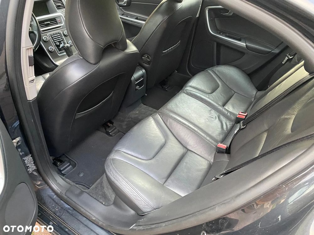 Volvo S60 T6 AWD Geartronic Summum - 12