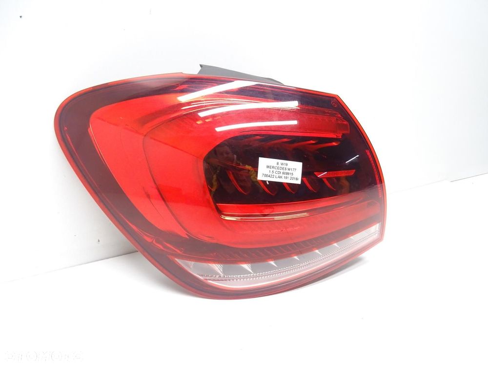 LAMPA LEWA LEWY TYŁ TYLNA W BŁOTNIK LED A1779064500 MERCEDES W177 A-KLASA - 2