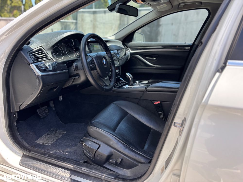 BMW Seria 5 530d Sport-Aut. - 10