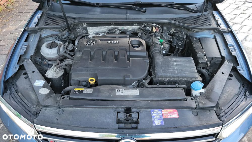 Volkswagen Passat 2.0 TDI BMT 4Mot Highline - 19