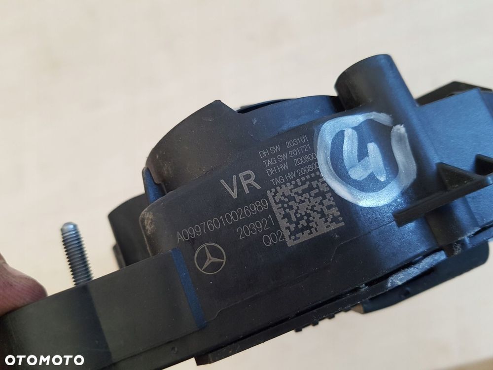 mercedes s 223 klamka drzwi prawy przód a0997601002 - 3