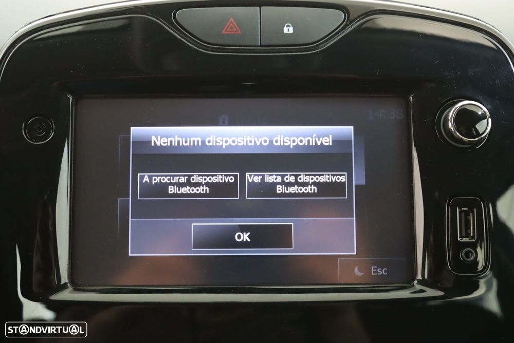 Renault Clio Sport Tourer 0.9 TCE Dynamique S - 20