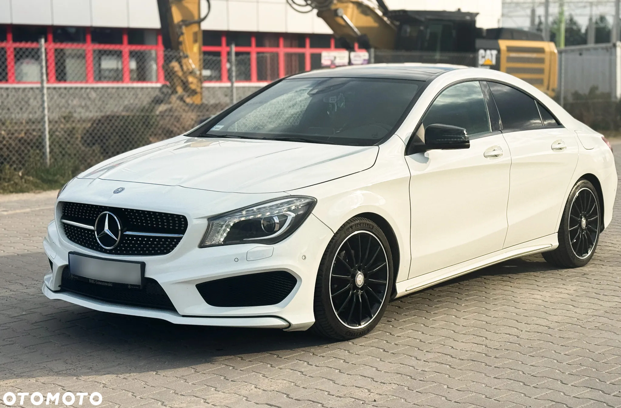 Mercedes-Benz CLA - 2