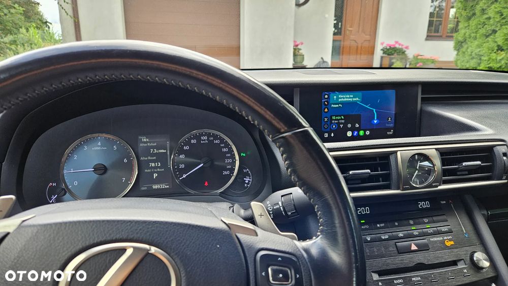 Lexus IS 200t Elegance - 16