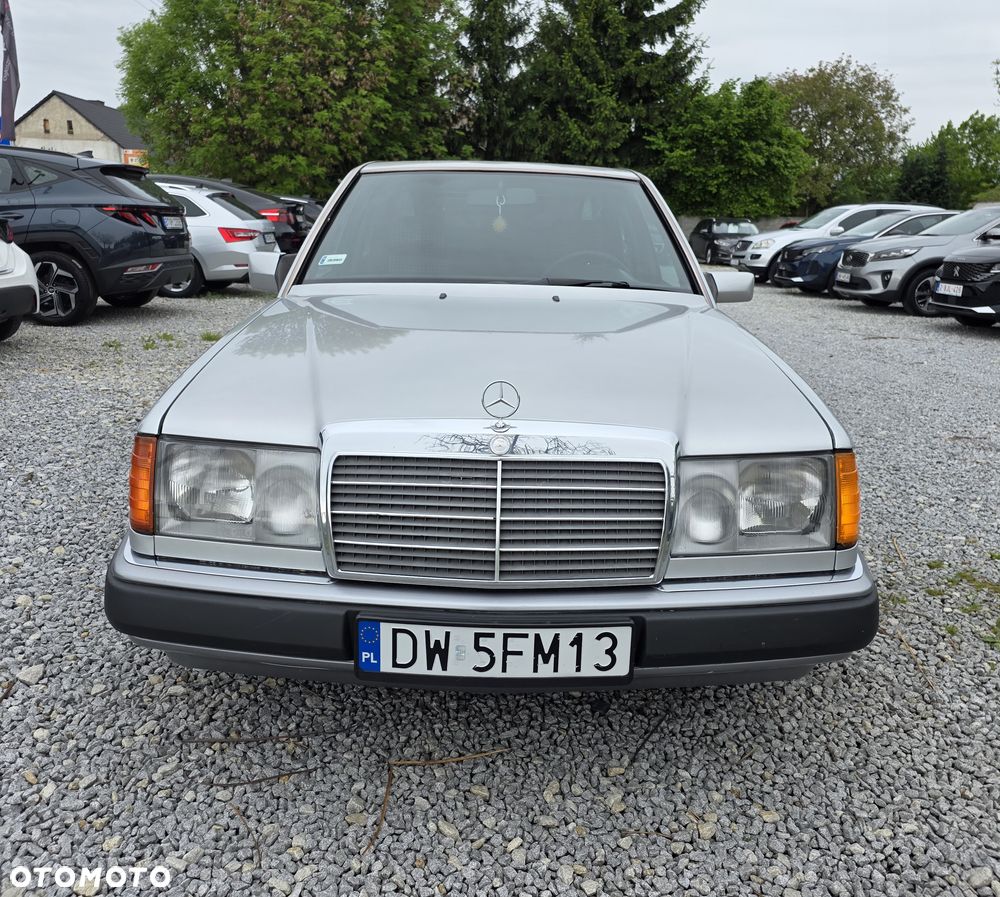 Mercedes-Benz W124 (1984-1993) - 2