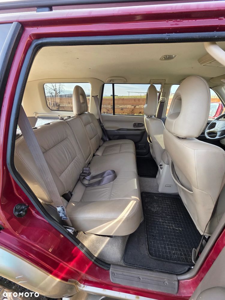 Mitsubishi Pajero - 14