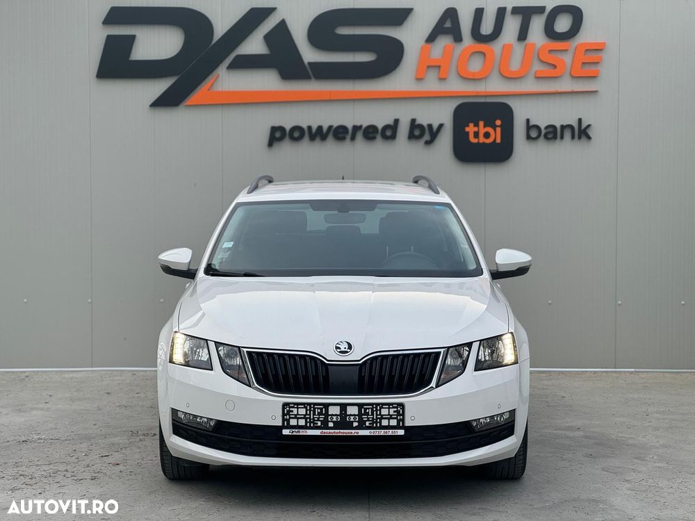 Skoda Octavia 1.6 TDI DSG Style - 3