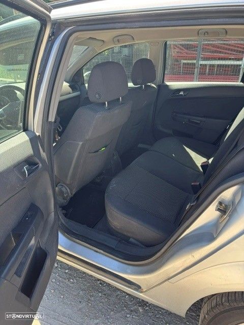 Opel Astra 1.7 CDTI Cosmo - 3