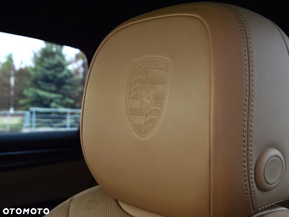 Porsche Cayenne E-Hybrid - 17
