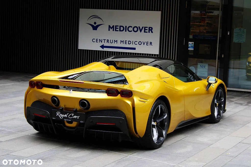 Ferrari SF90 Spider - 4