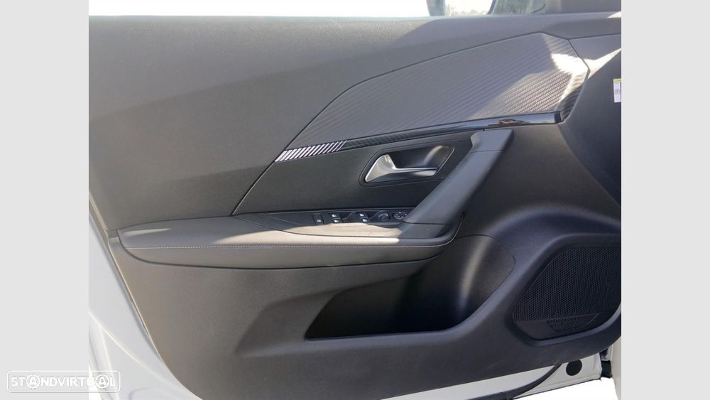 Peugeot e-2008 54 kWh Allure - 12