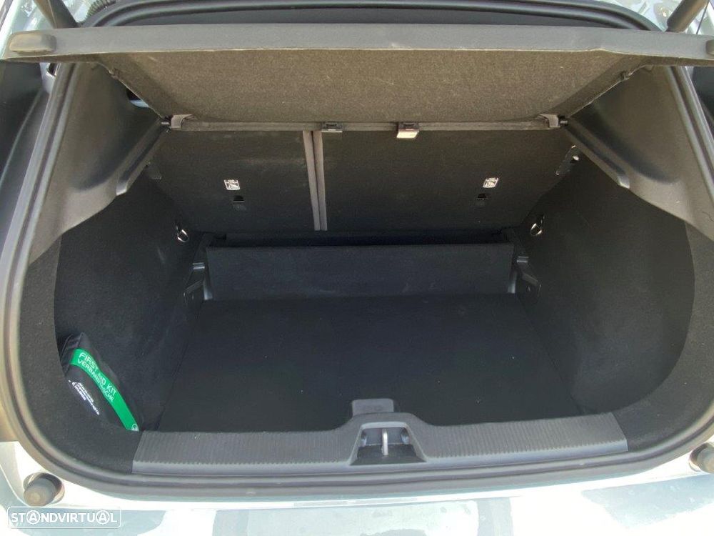 Volvo EX30 69 kWh Single Motor Extended Range Ultra - 18