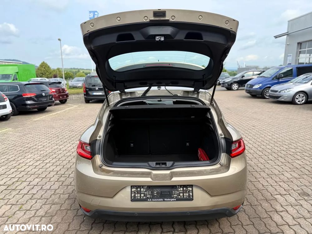 Renault Megane ENERGY TCe 100 EXPERIENCE - 18