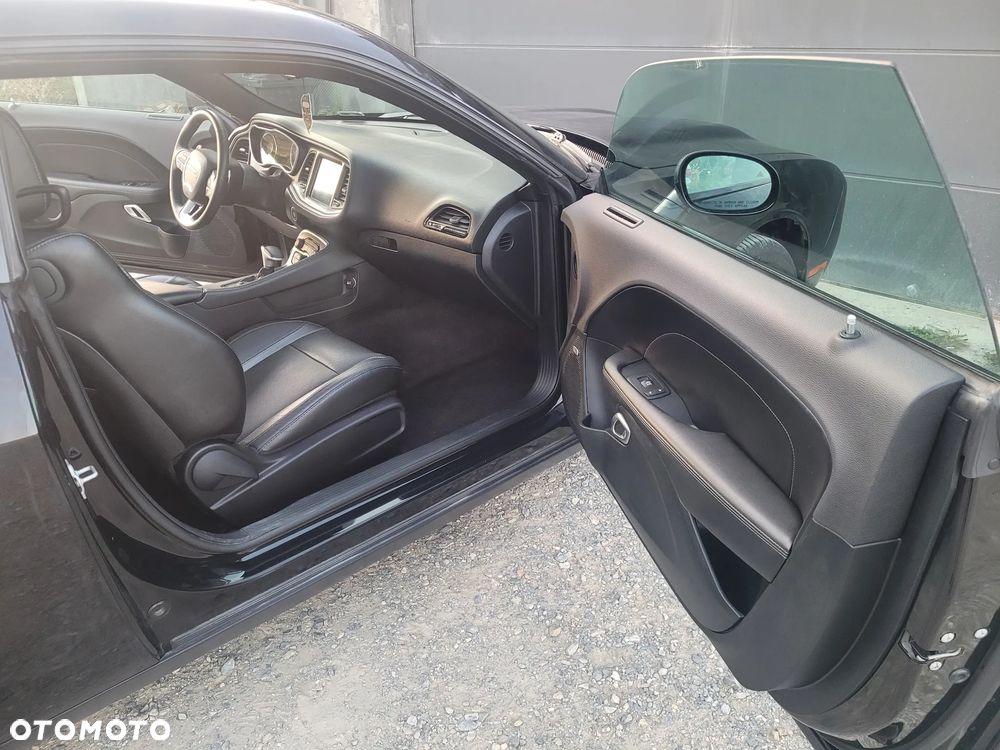 Dodge Challenger 3.6 GT AWD - 14