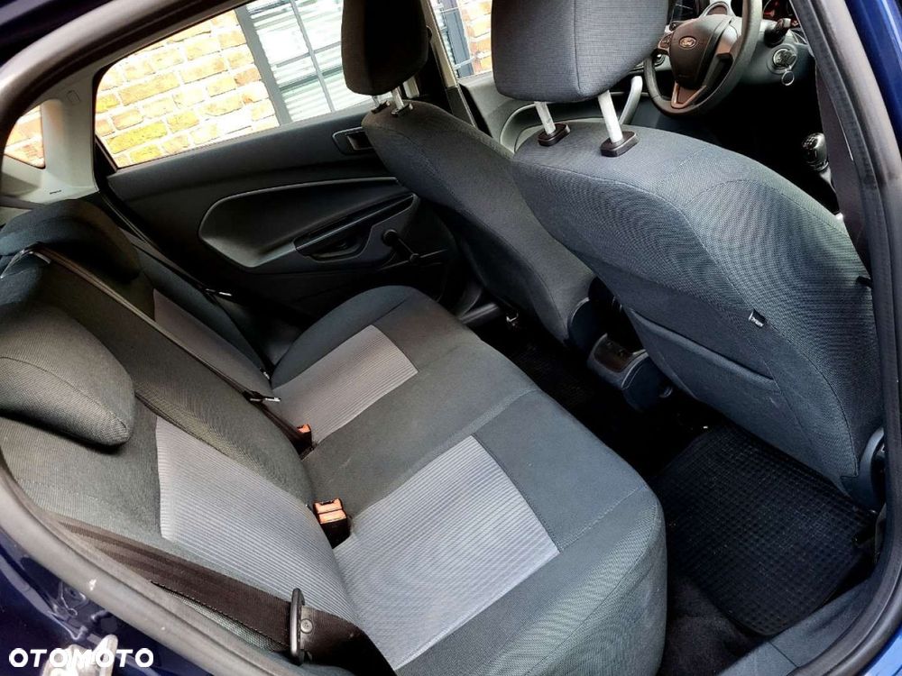 Ford Fiesta - 9
