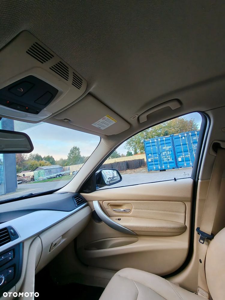 BMW Seria 3 - 22