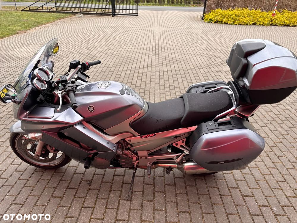 Yamaha FJR - 11