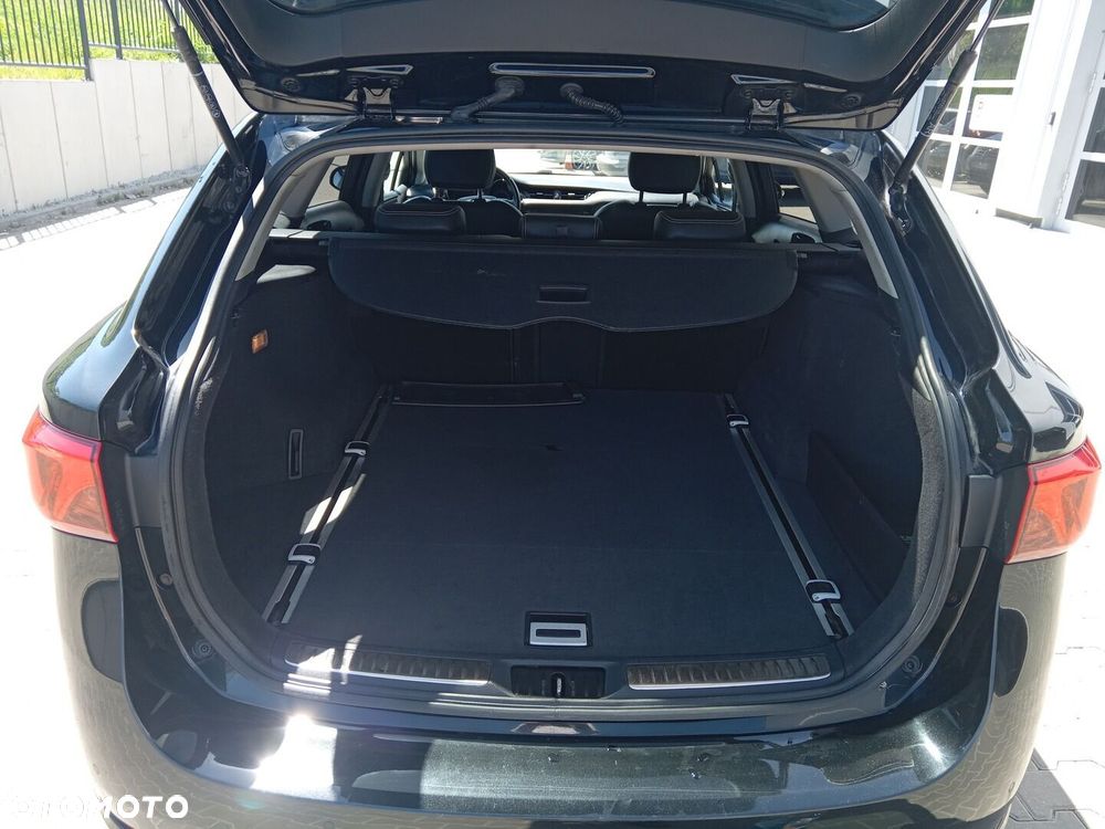 Toyota Avensis - 12