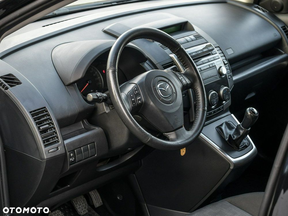 Mazda 5 2.0 Active - 12