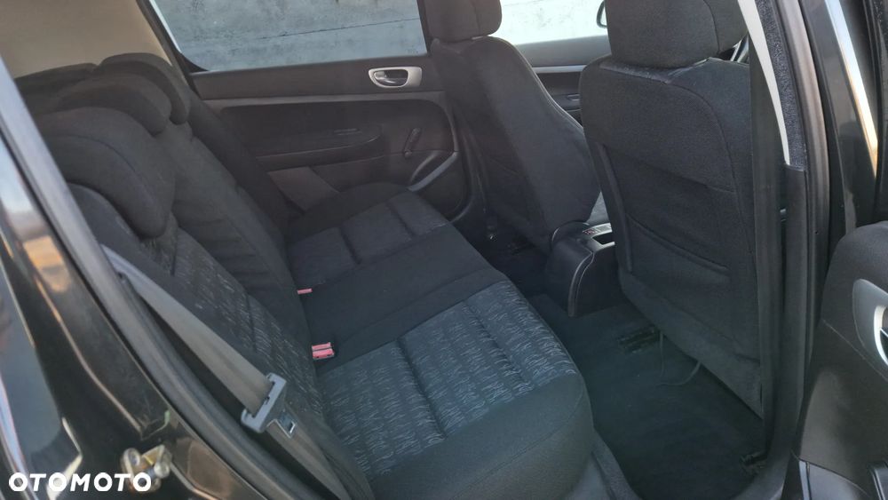 Peugeot 307 - 8