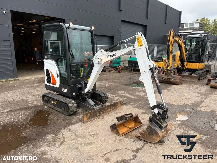 Bobcat E19 | JoyStick | Lama Nivelatoare | Cuplare Rapida - 2