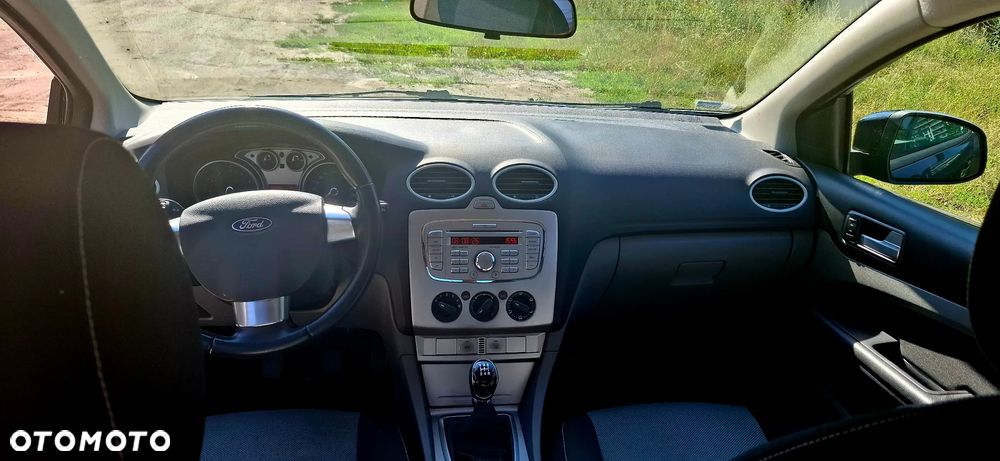 Ford Focus - 11
