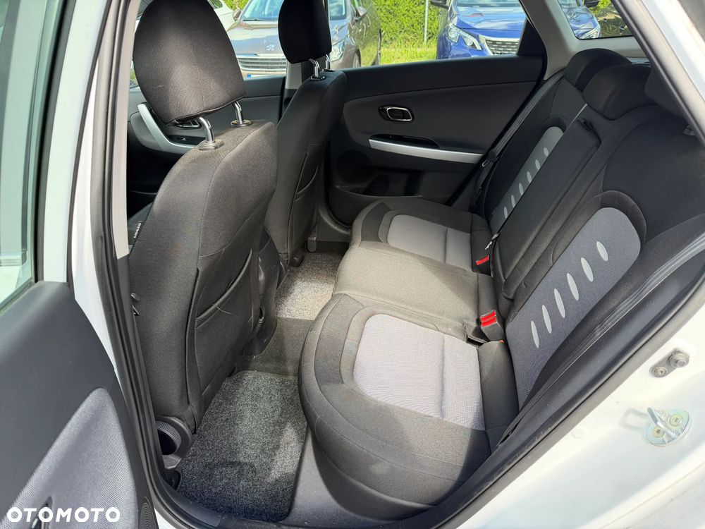 Kia Ceed 1.6 CRDi Smart - 26