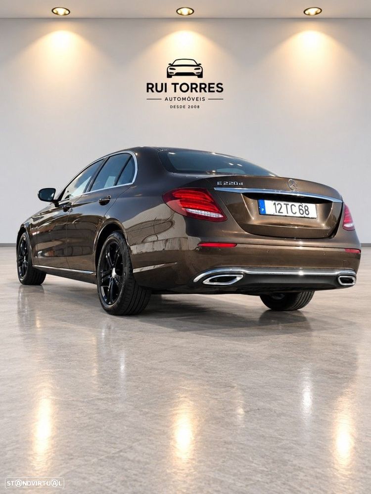 Mercedes-Benz E 220 d 9G-TRONIC Avantgarde - 9