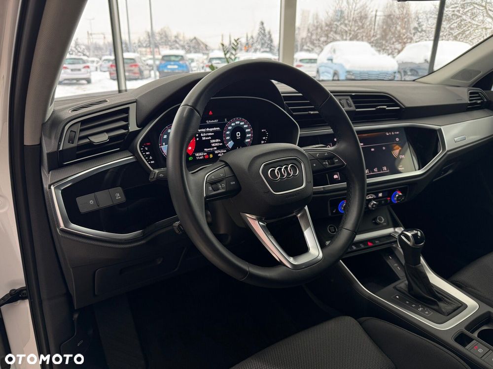 Audi Q3 Sportback - 8