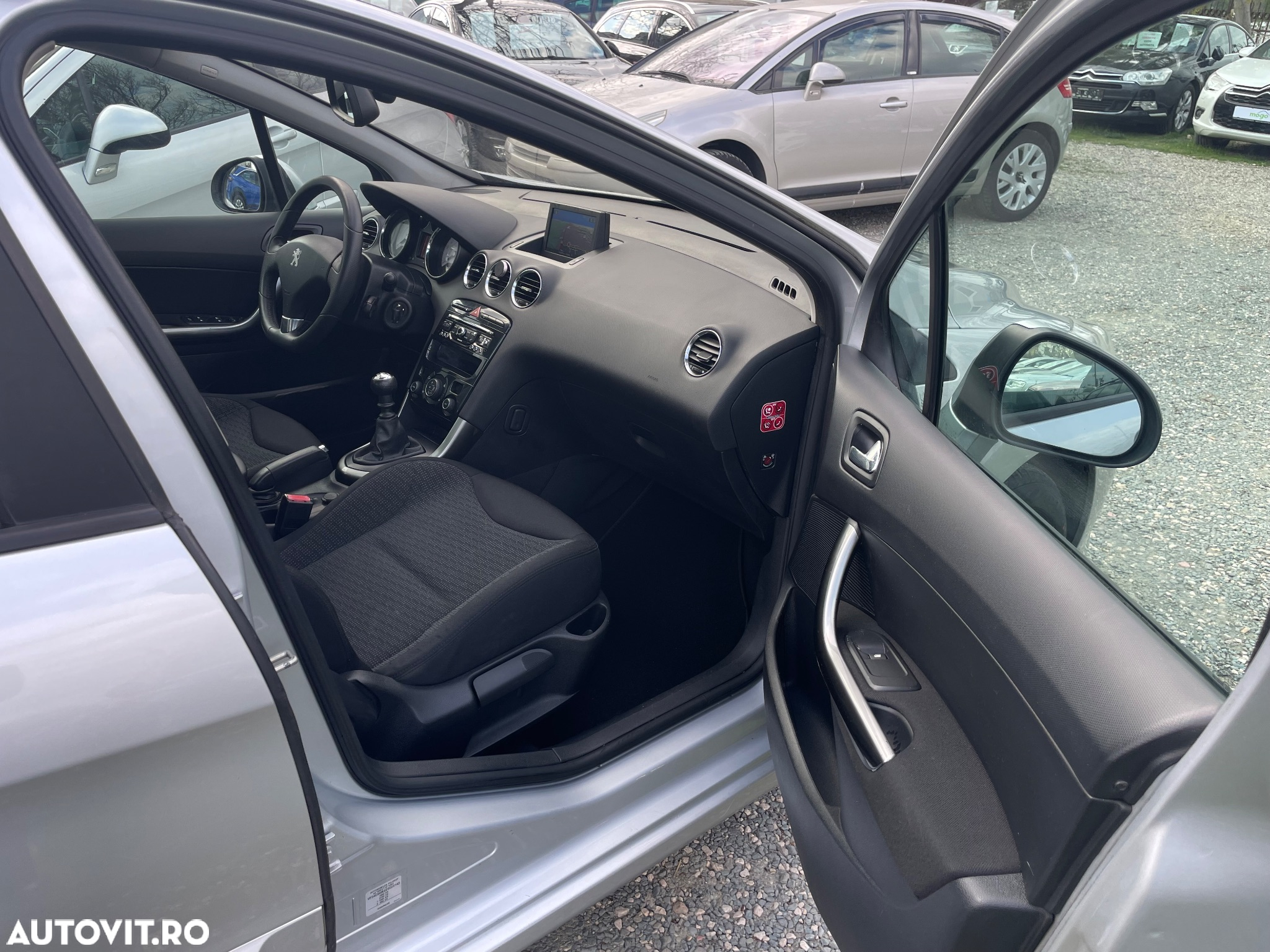 Peugeot 308 e-HDi FAP 110 Stop&Start Allure - 11