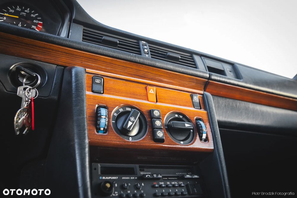 Mercedes-Benz W124 (1984-1993) - 13