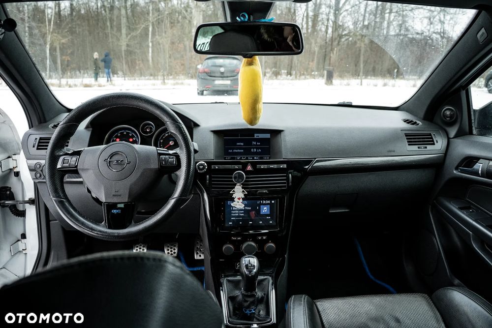 Opel Astra 2.0 T OPC - 14