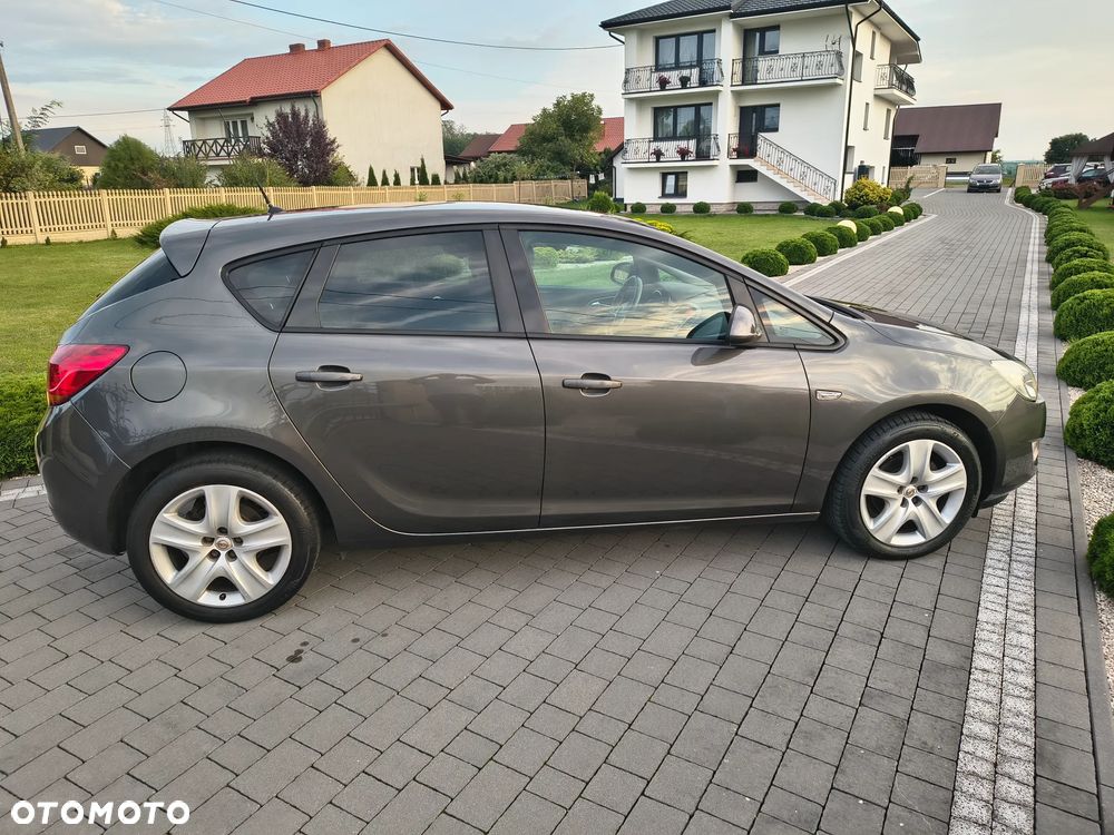 Opel Astra 1.4 Turbo - 6