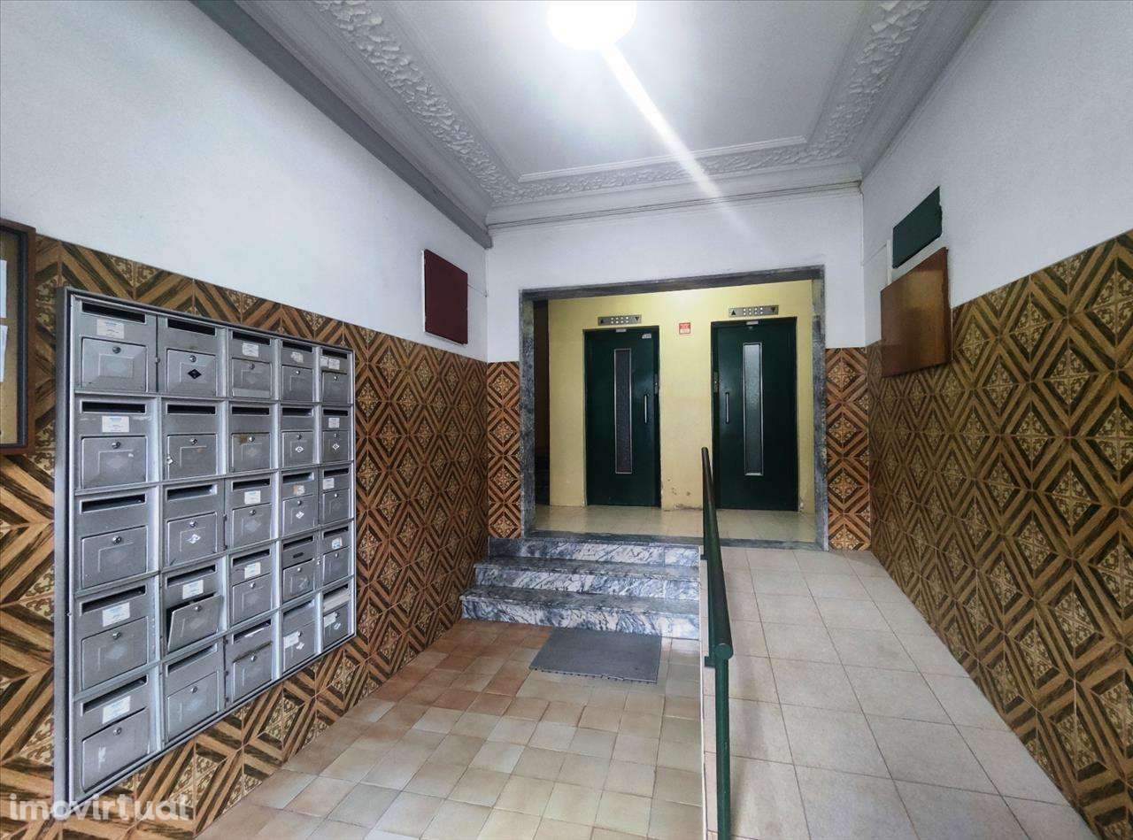 Apartamento em Seixal, Amora - Grande imagem: 3/13