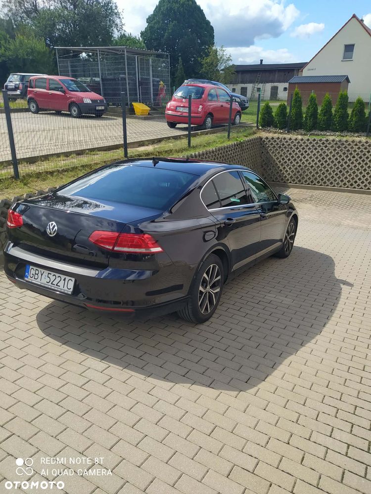 Volkswagen Passat - 6