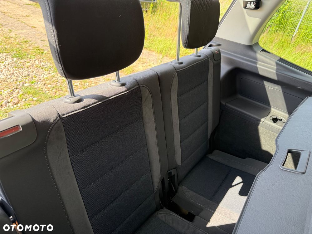 Volkswagen Touran 1.4 TSI STYLE - 16