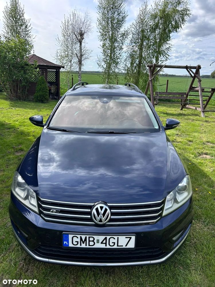 Volkswagen Passat 2.0 TDI Highline R-Style DSG - 11
