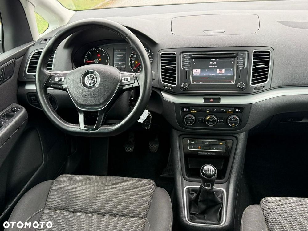 Volkswagen Sharan 2.0 TDI (BlueMotion Technology) Highline - 29