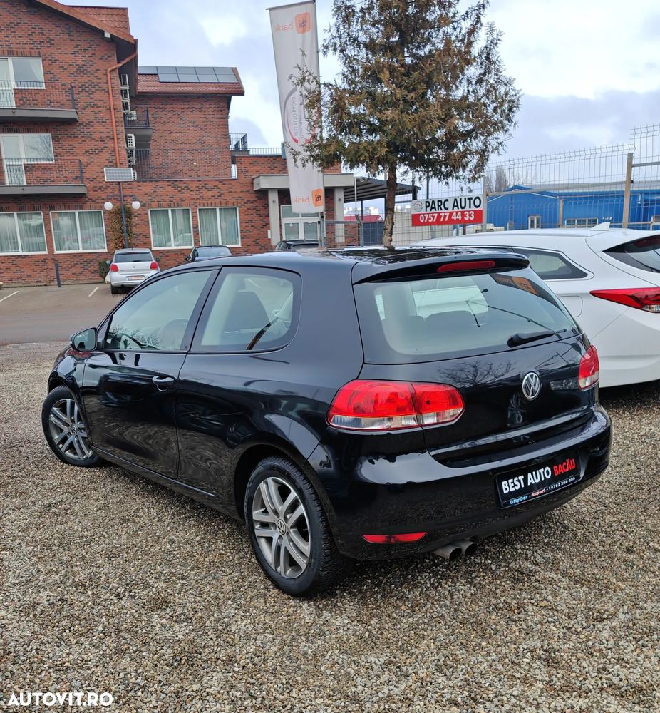 Volkswagen Golf - 21