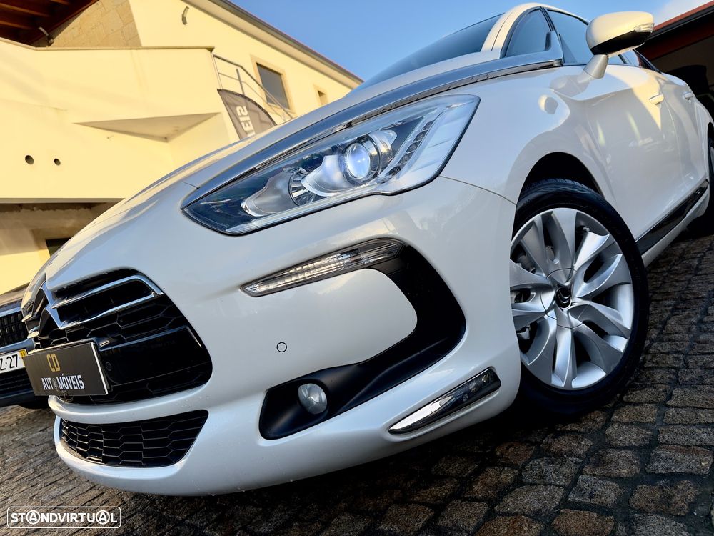 Citroën DS5 e-HDi 115 EGS6 SoChic - 12