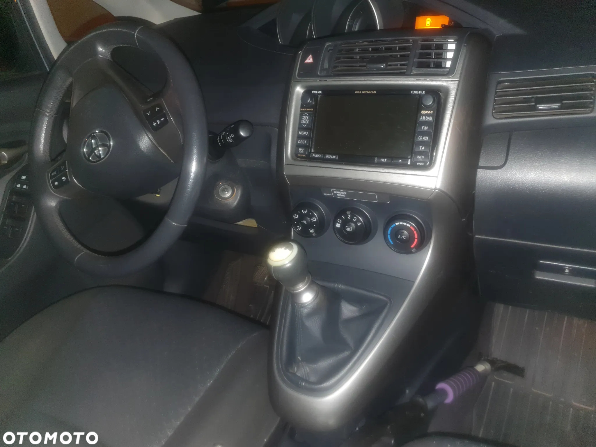 Toyota Verso 2.0 D-4D Luna 7os - 16