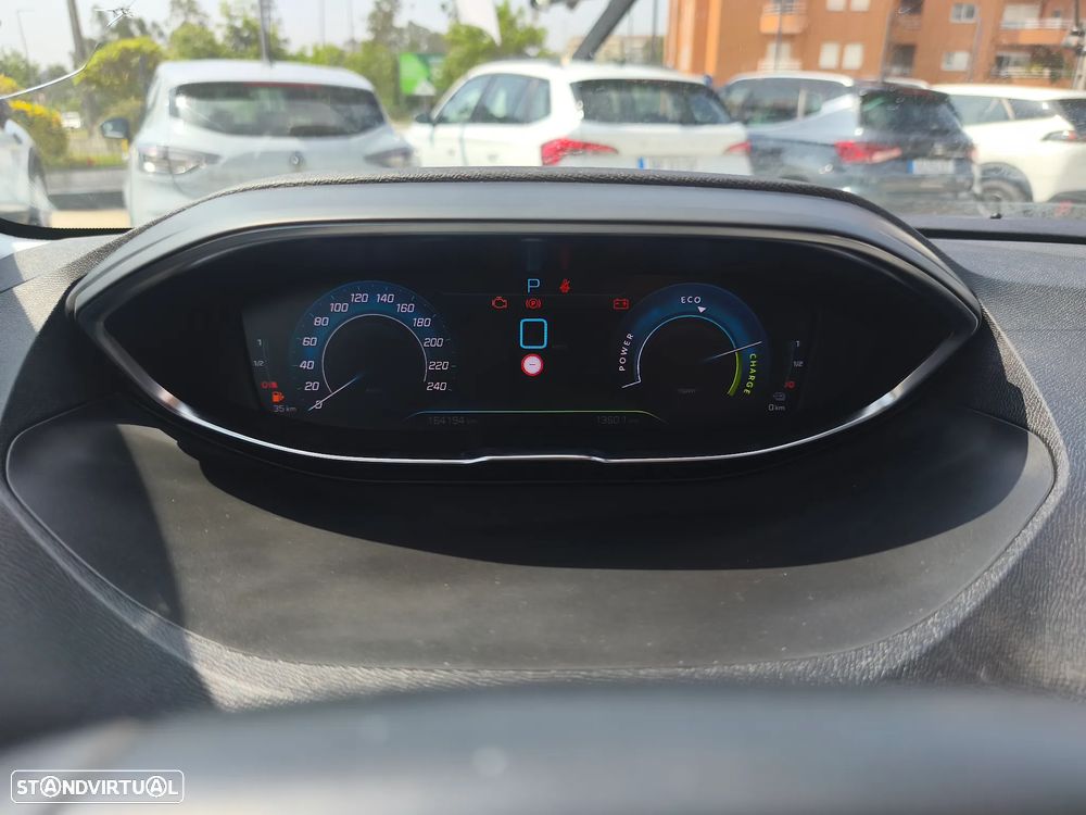 Peugeot 3008 1.6 Hybrid4 Allure Pack e-EAT8 - 12