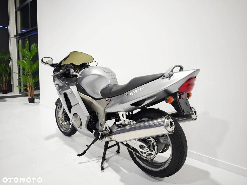 Honda CBR - 11